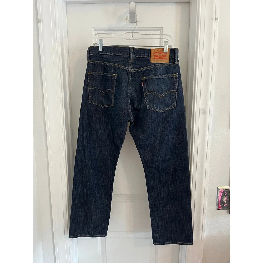 Levis levi 513